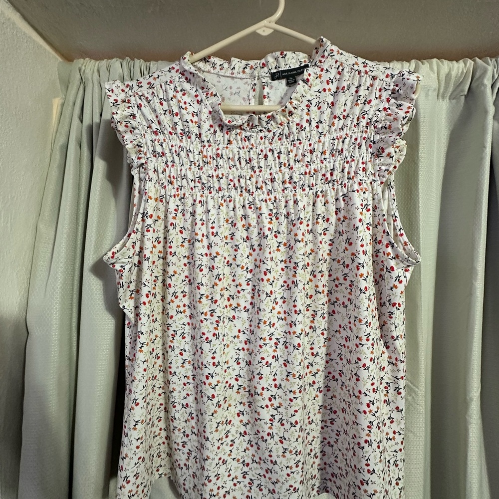 Adrianna Papell White Floral Top